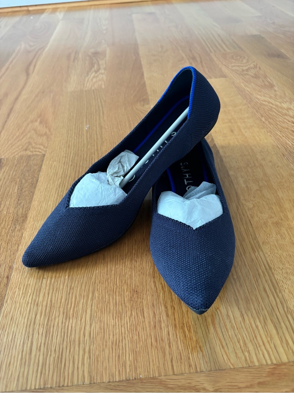 Rothy’s Pointed Toe Navy Women’s Flats Size 8.5